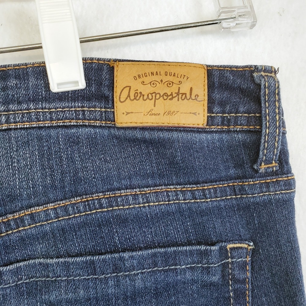 Aeropostale Chelsea Bootcut Blue Denim Jeans Women's Size 10 Short - Picture 8 of 10